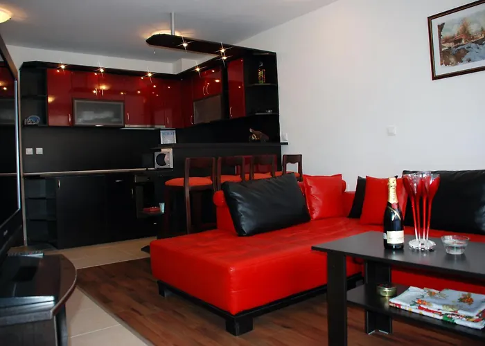 Elegant Lux Hotel