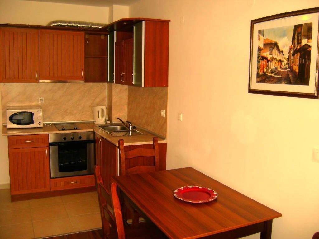 Hotel Elegant Lux 4*