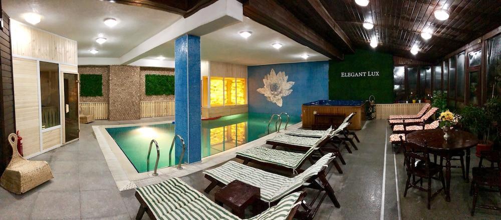 Otel Elegant Lux 4*